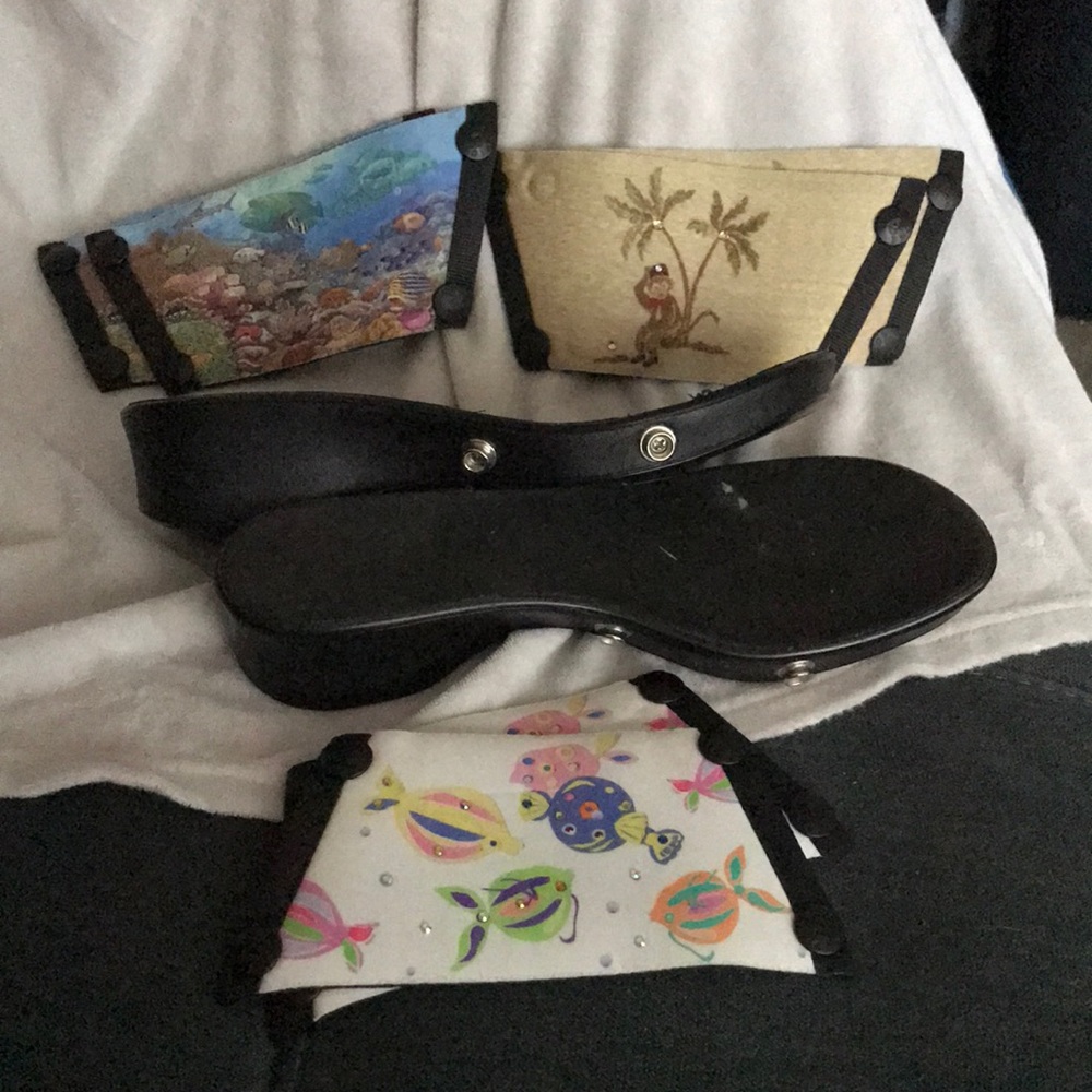 Onesole changeable sandals with 3 tops